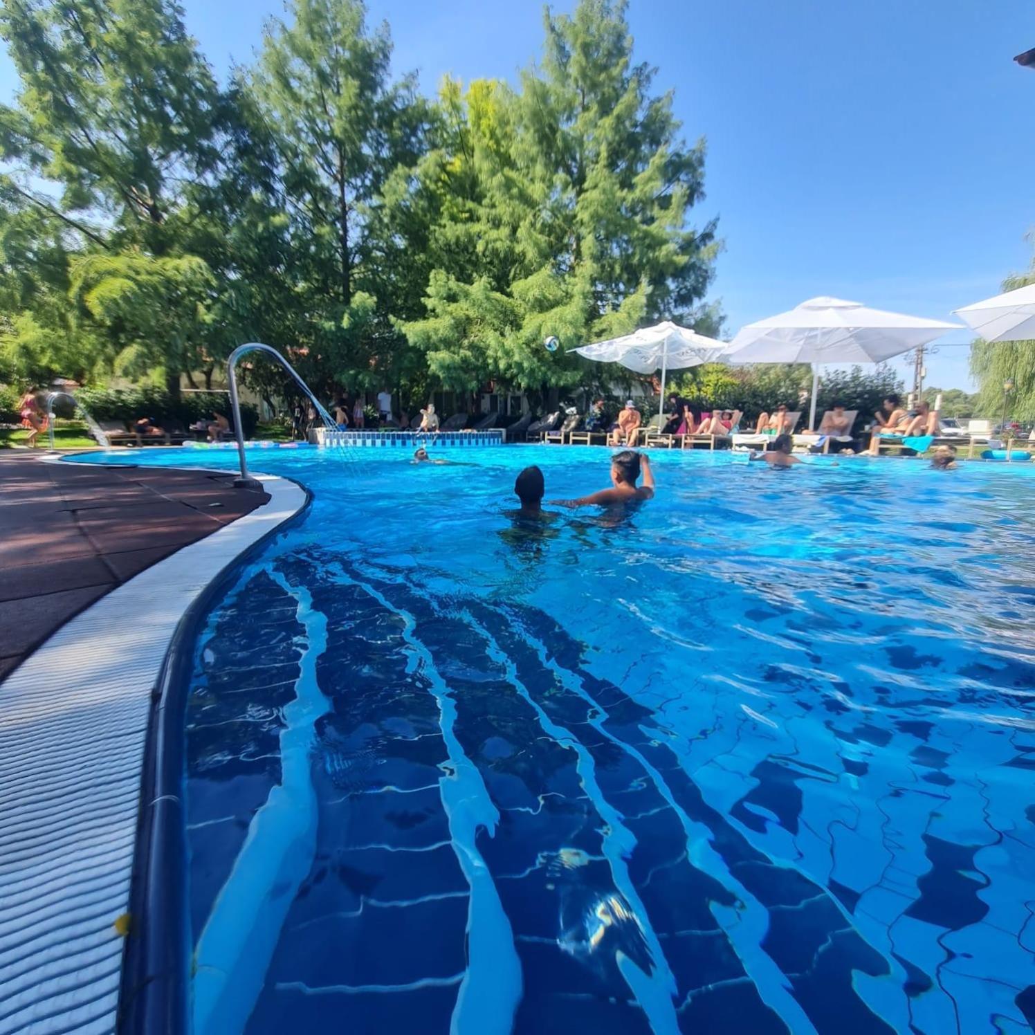 Steaua Apelor Family Resort Nufaru Extérieur photo